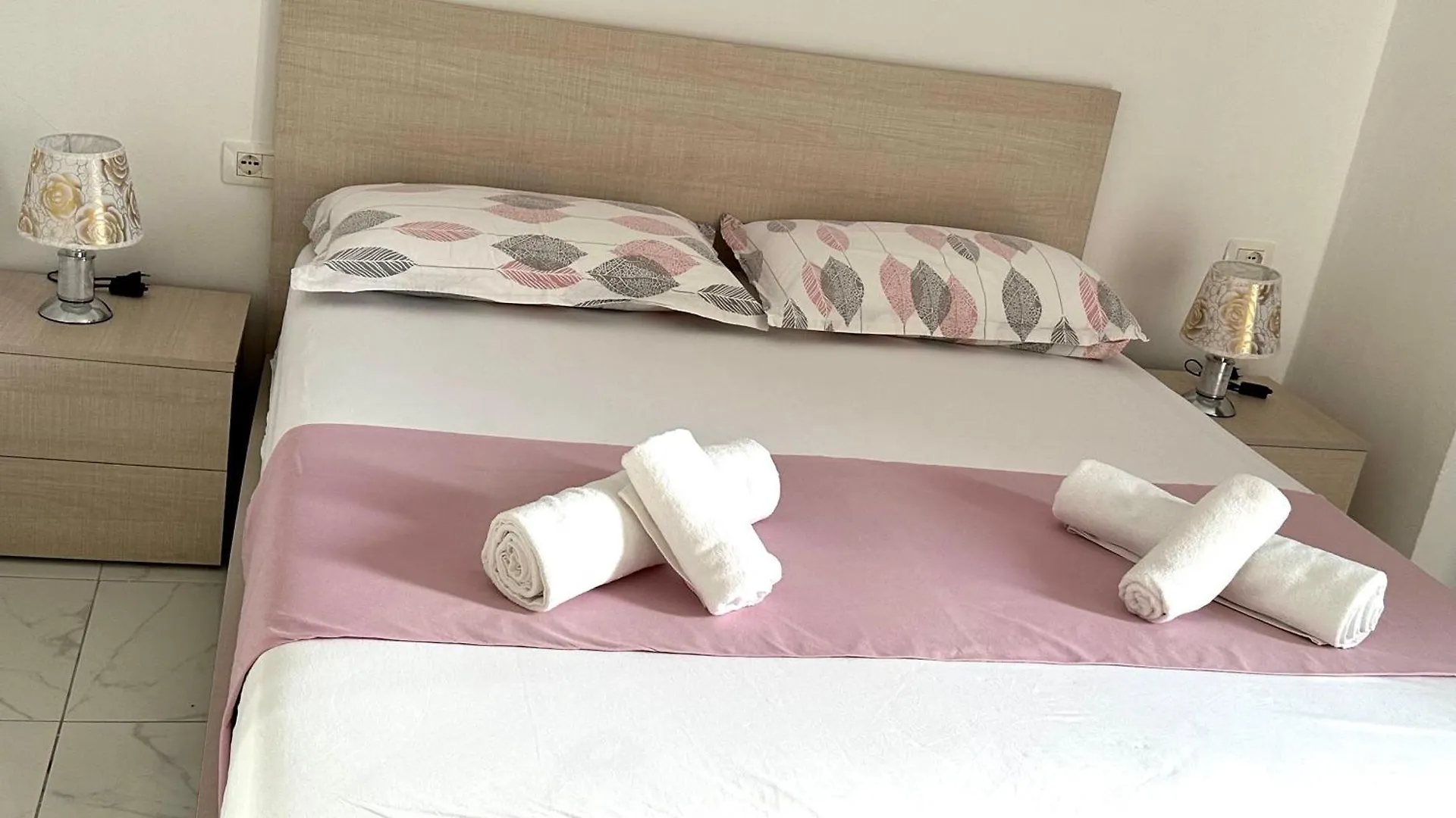 Shell Home Golem 2 0*, Golem (Tirana)